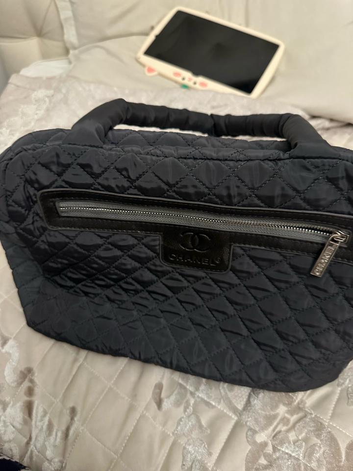 Сумка Chanel.