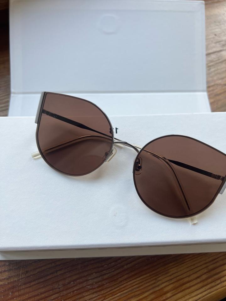 Солнцезащитные очки Gentle Monster