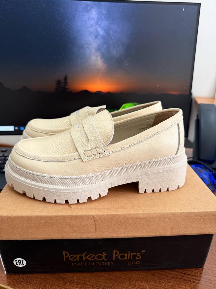 Обувь лоферы