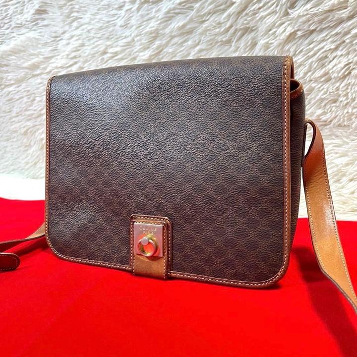 Винтажная Celine Macadam Flap Shoulder Bag