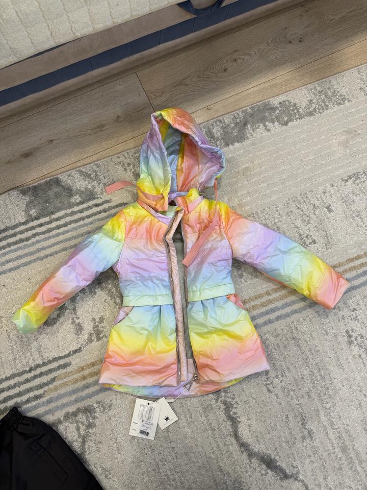 Ветровка на девочку