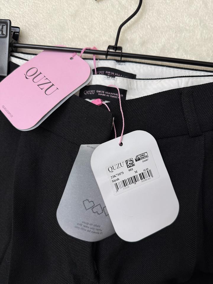 Черные брюки-палаццо