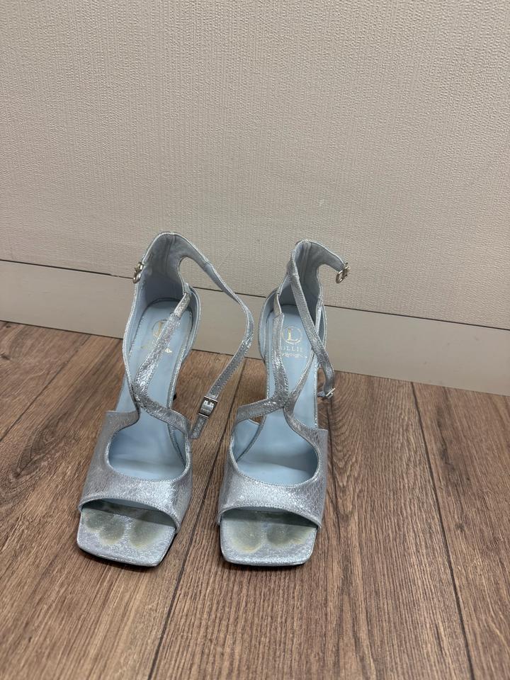 Туфли голубые