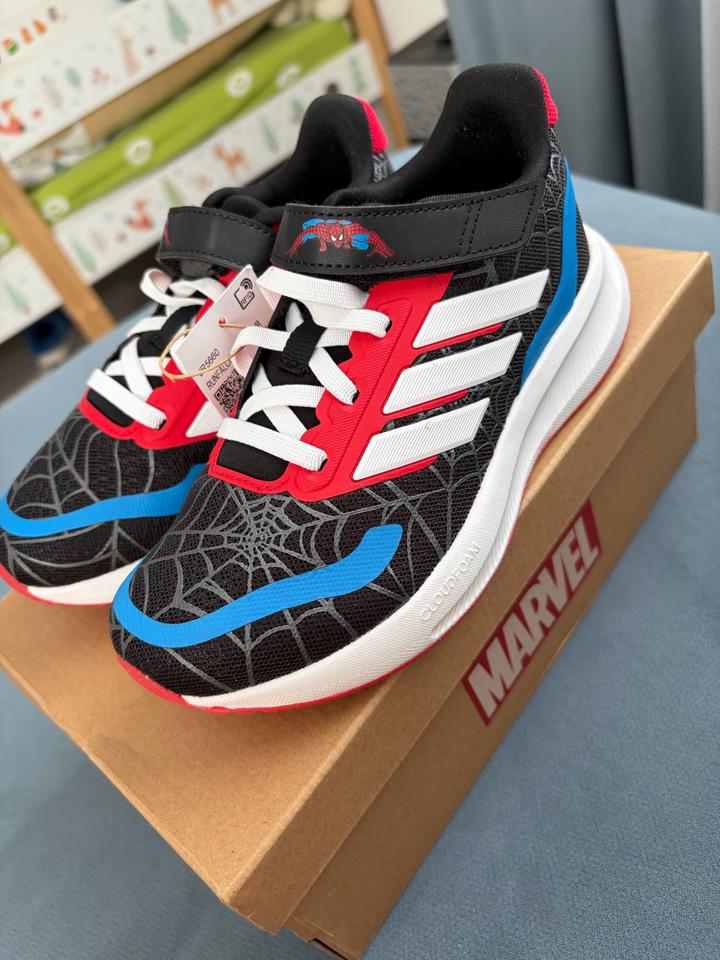 Кроссовки для мальчика Adidas