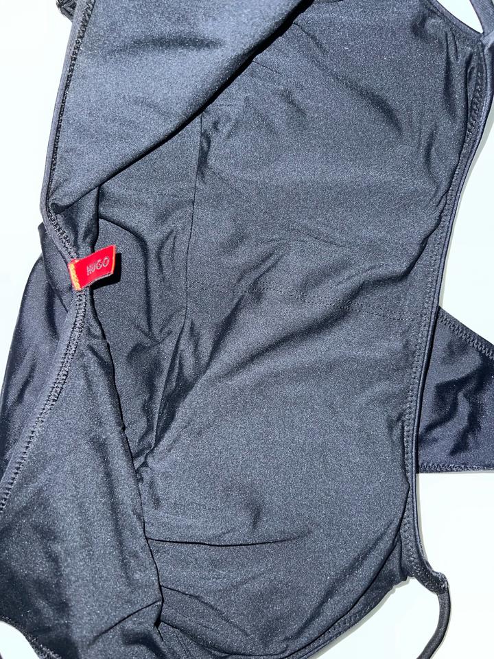 Купальник Hugo