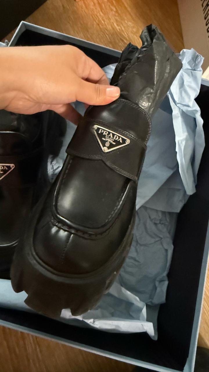 Лоферы prada