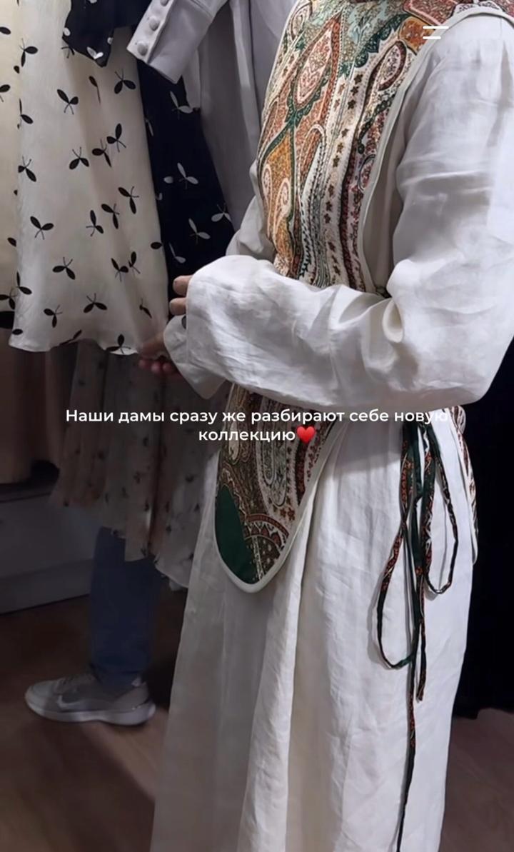 Платье изо льна с манишкой в этно стиле от Butik Maryam