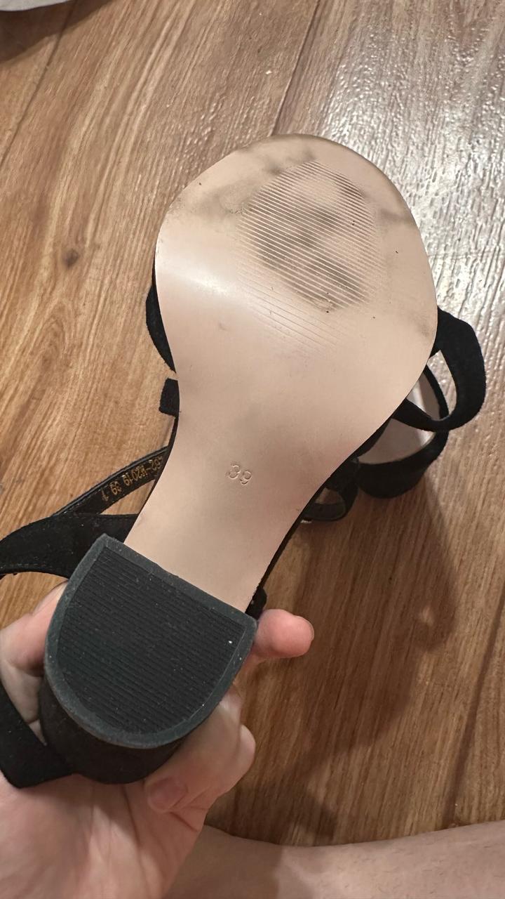 Базовые чёрные босоножки 🖤