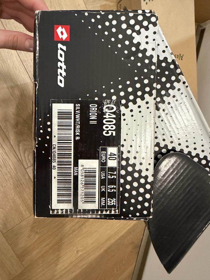 Кроссовки LOTTO,40 размера