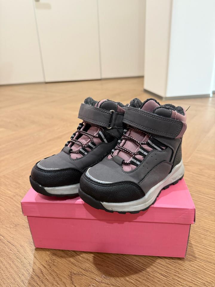 Осенние ботинки на девочку