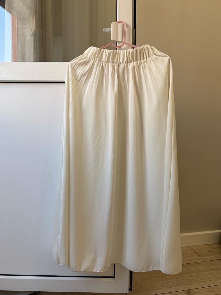 Белая макси юбка