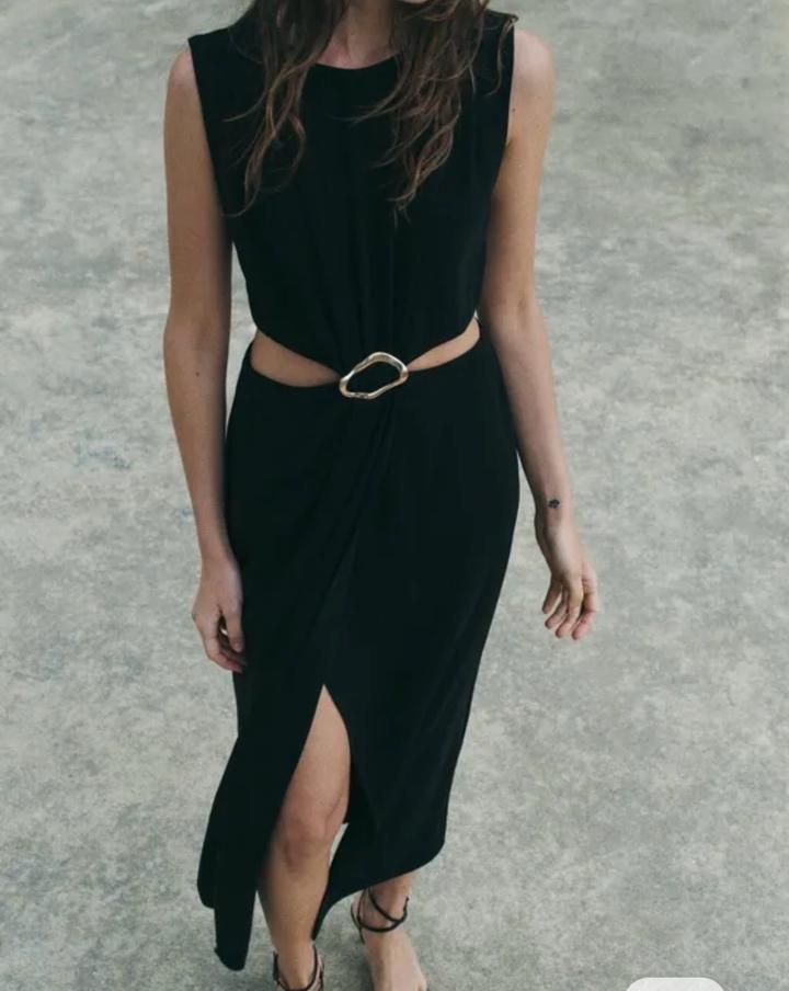 Чёрное платье Zara