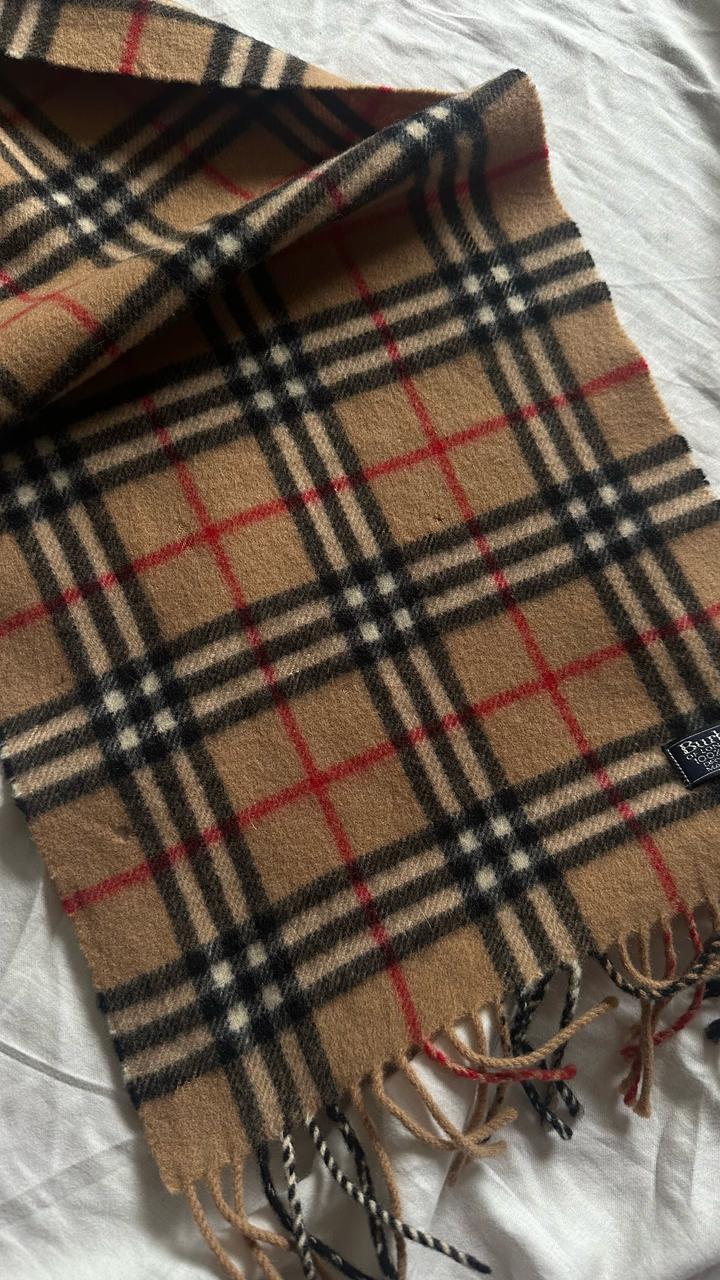 Винтажный шарф Burberry из премиальной овьечей шерсти