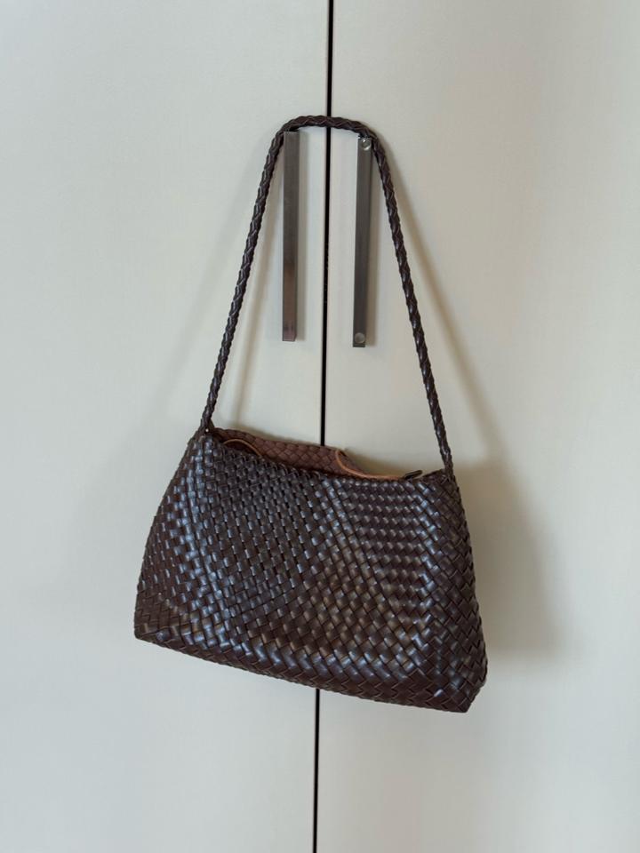 Кожаная плетеная сумка