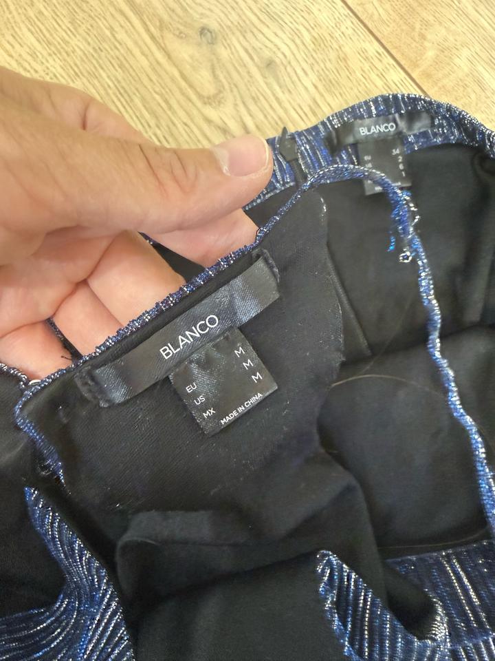 Костюм на девочку 150 см