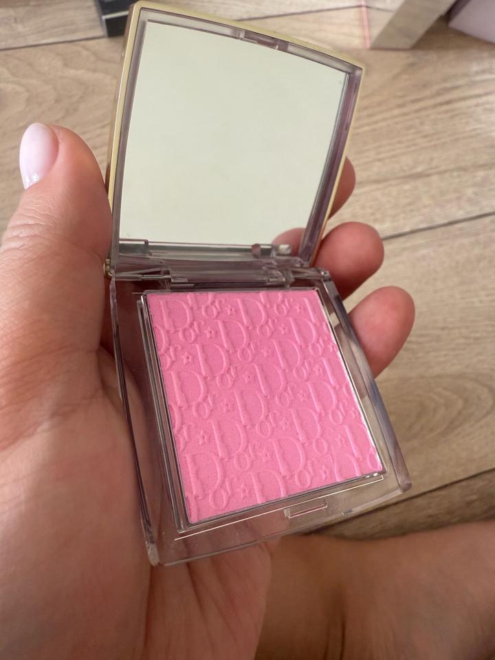 Dior румяна