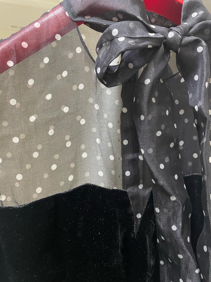 Дизайнерское бархатное маленькое черное платье · 🖤