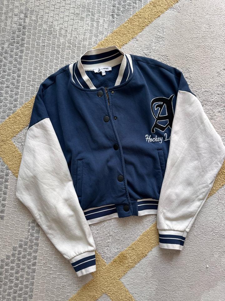 Бомбер от Koton