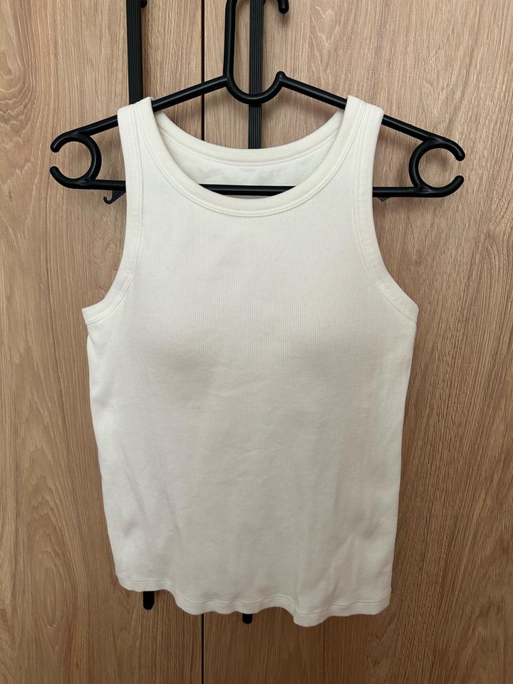 Топ бра Uniqlo