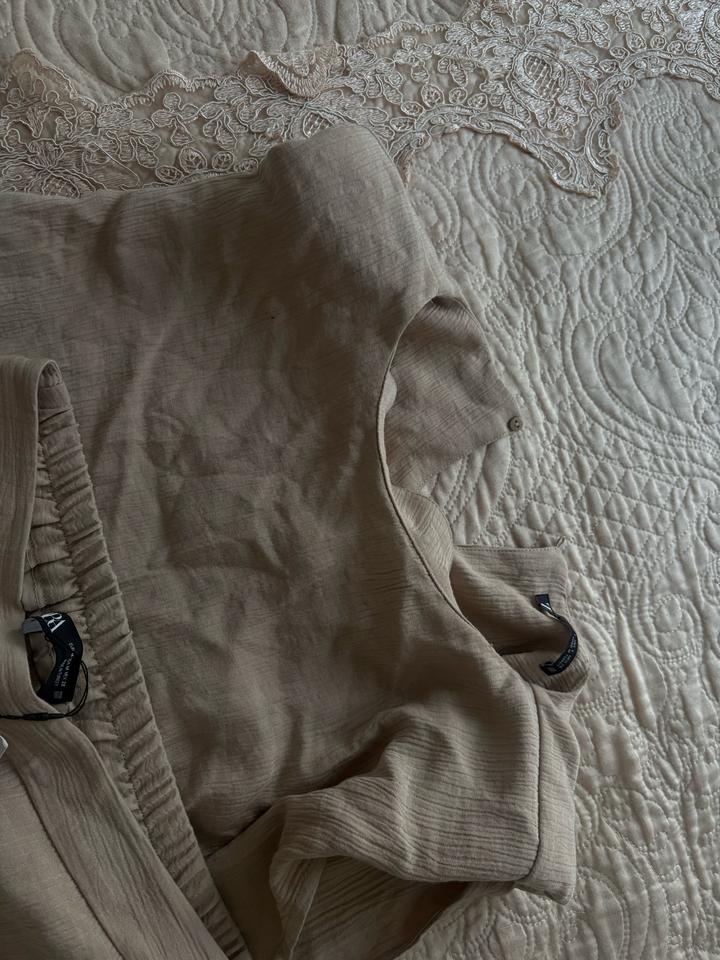 Двойка Zara