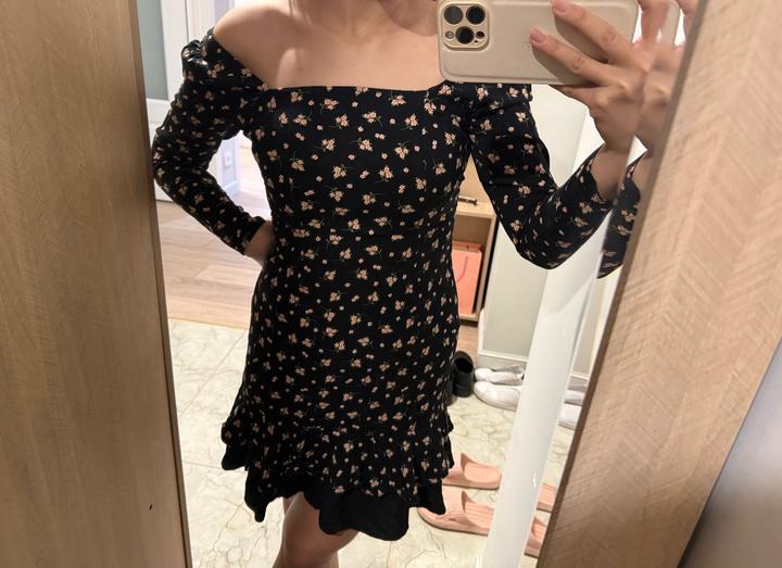 платье короткое с цветочным принтом