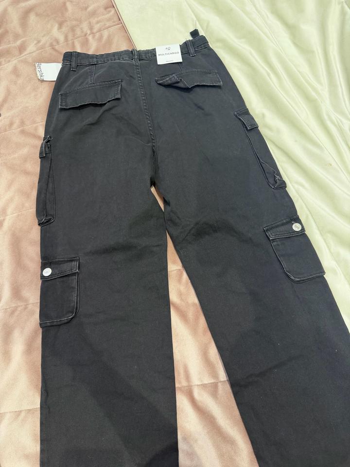 Джинсы bershka