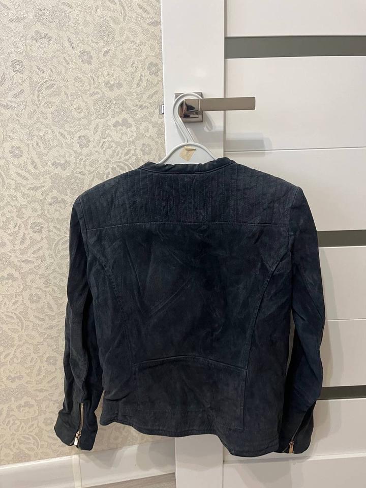 Замшевая куртка Mango из натуральной кожи