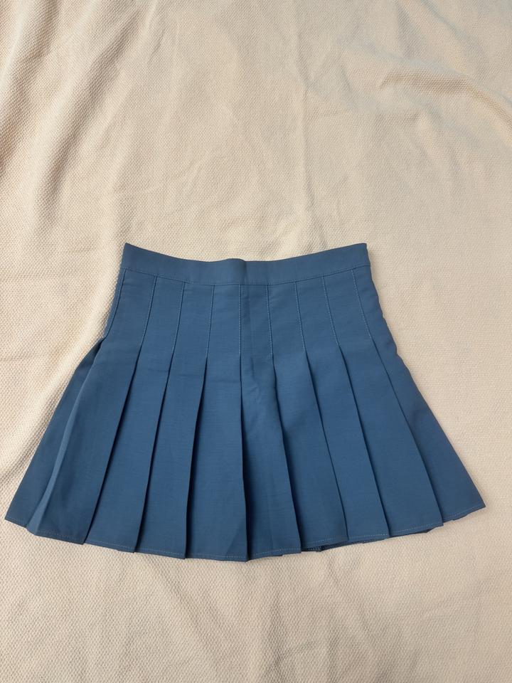 теннисная юбка серая короткая с внутренними защитными шортами