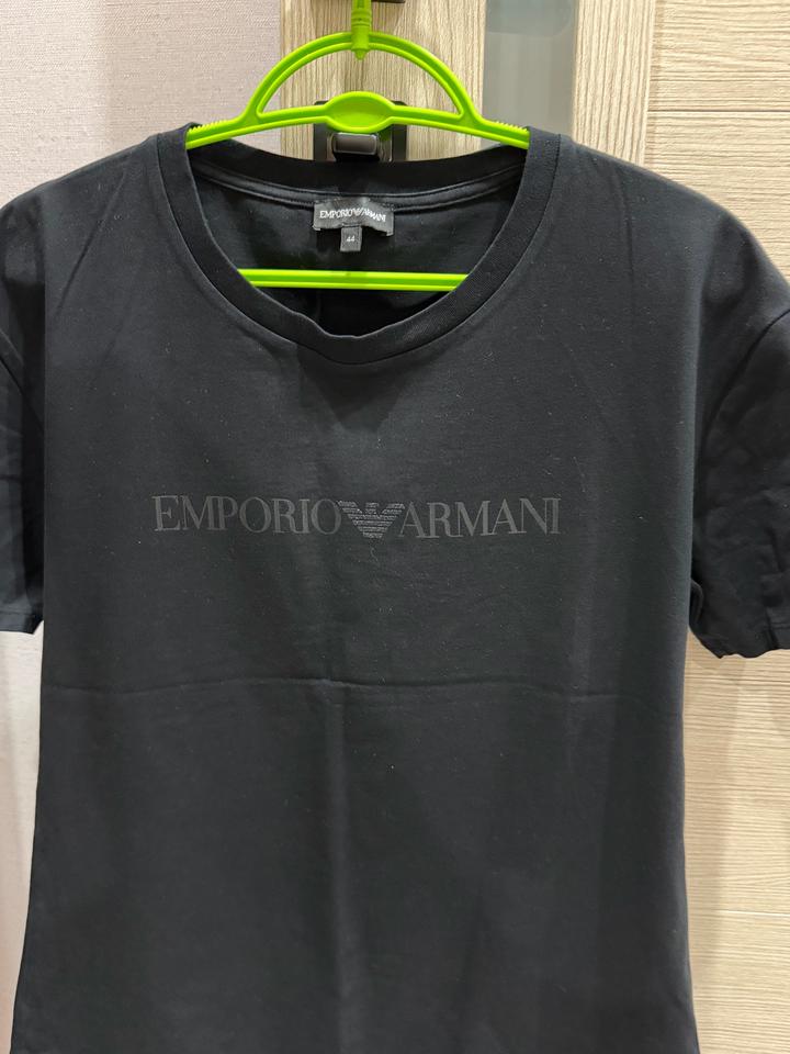 Продам футболку Emporio Armani