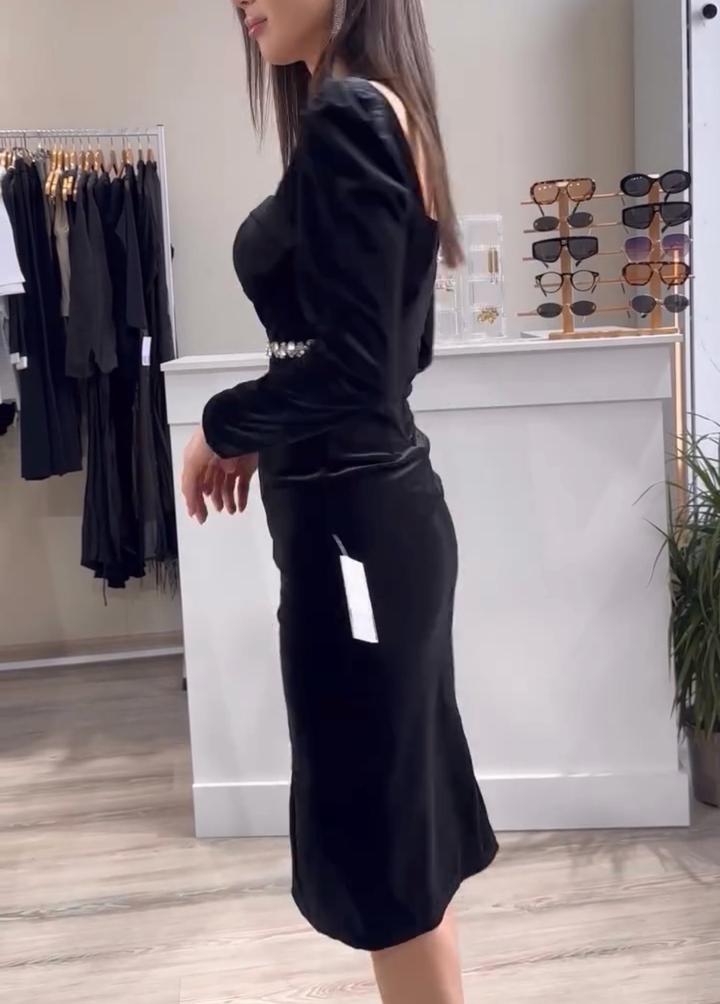 Черное платье бархат с камнями