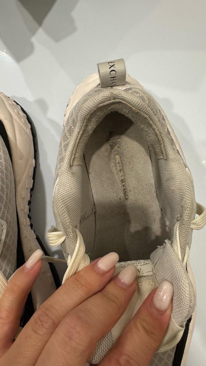 Кроссовки от Армани