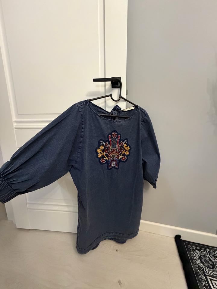 Платье zara