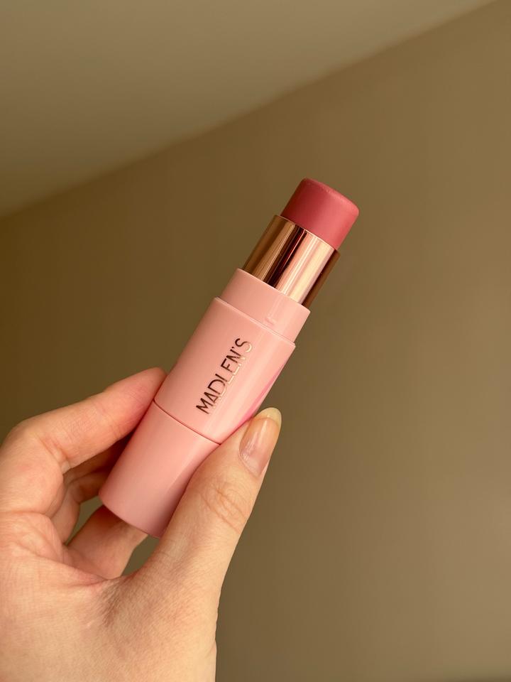 Румяна Madlen’s Glow Bubble Colour