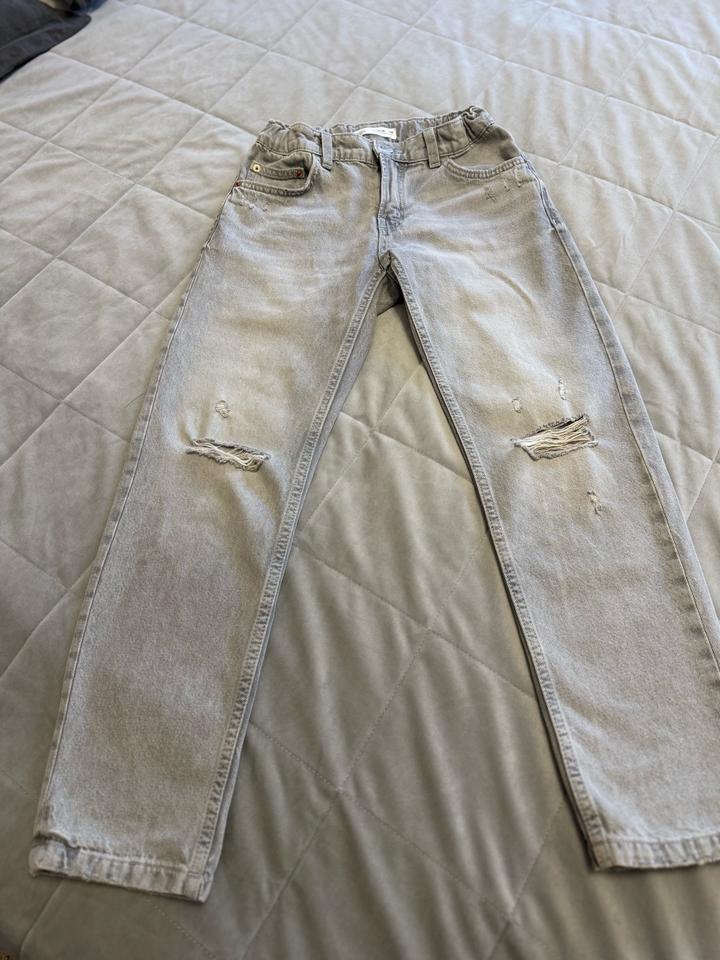 Джинсы Zara