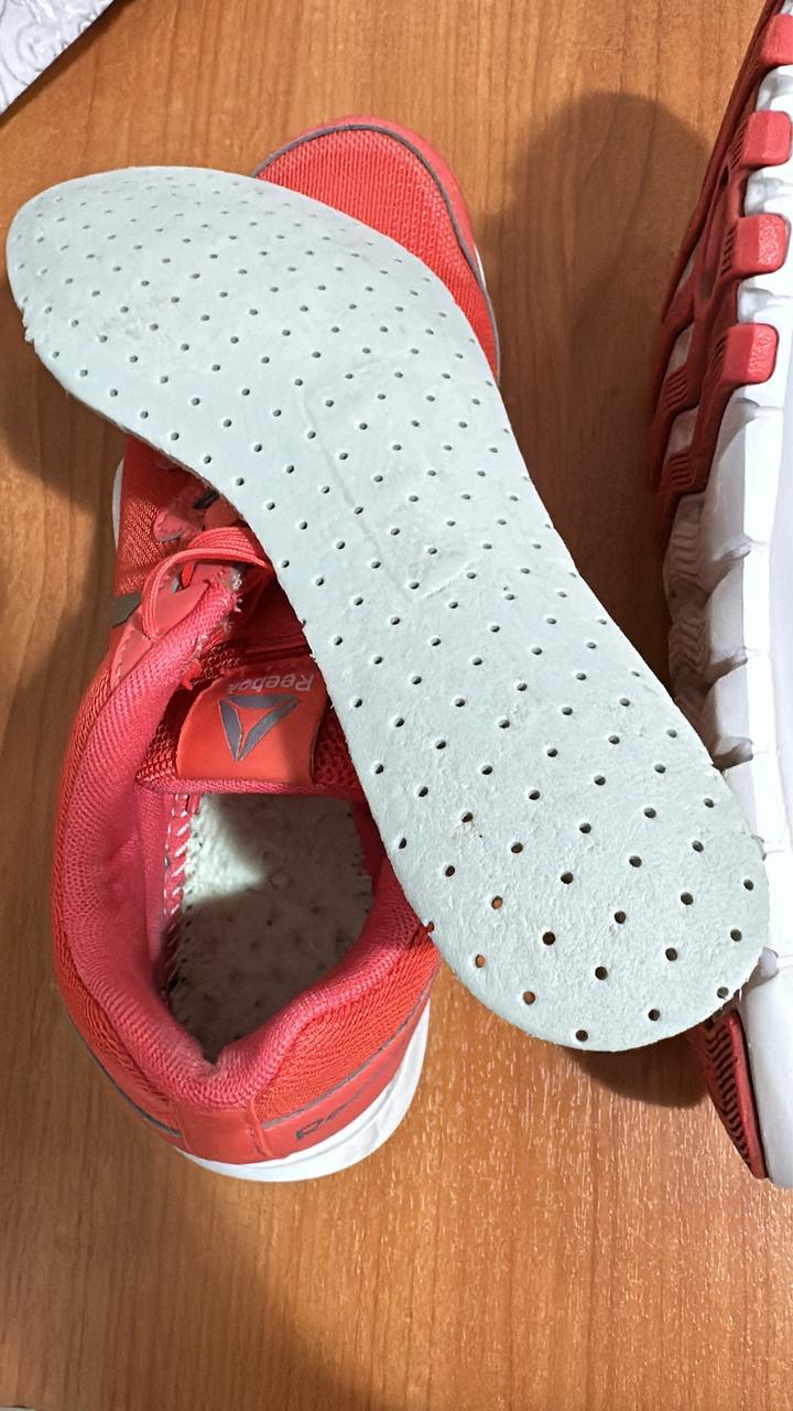 Продам кроссовки Reebok оригинал