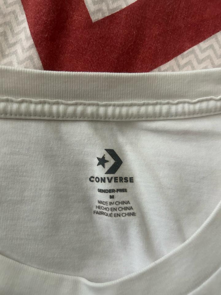 Белая футболка Converse