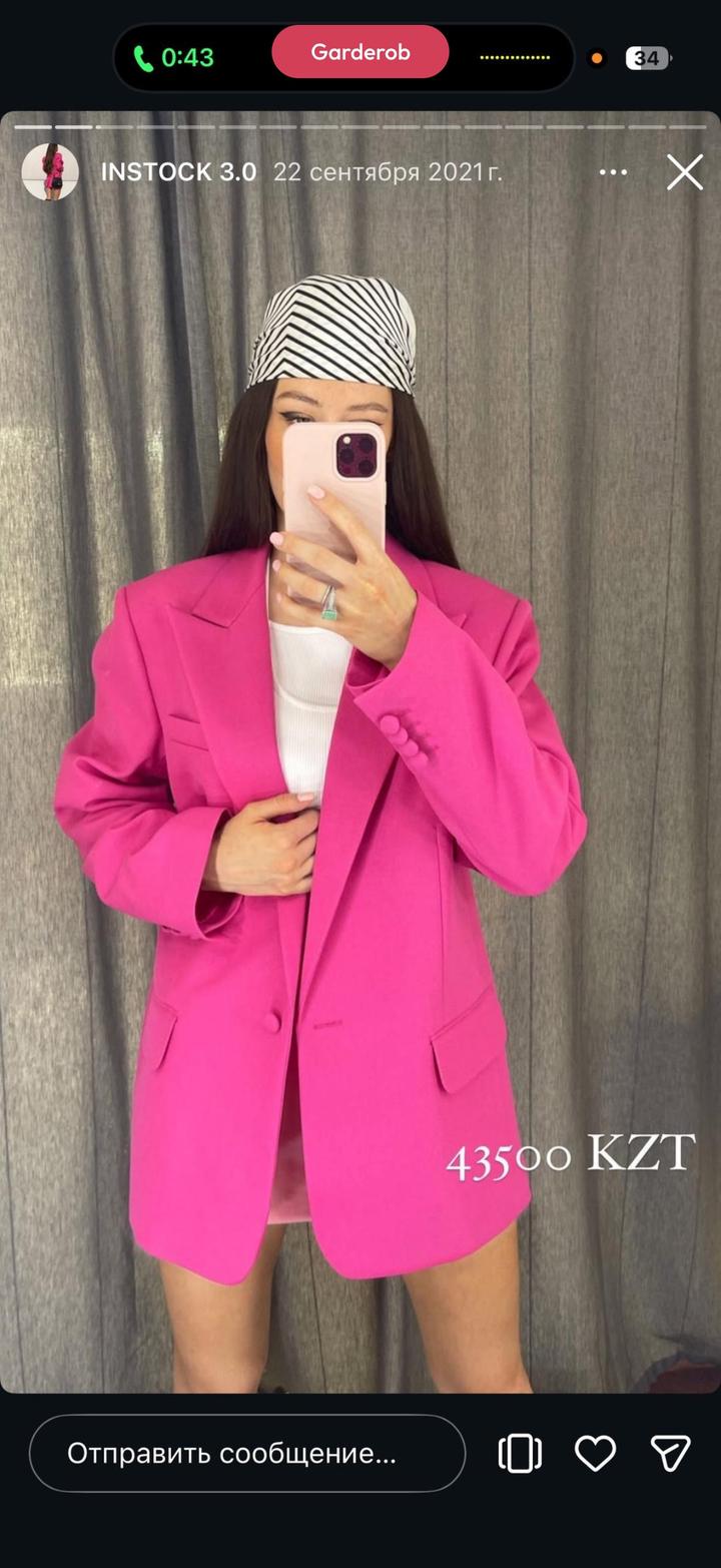 Костюм от Eternum оригинал розовый пиджак и юбка-шорты размер S