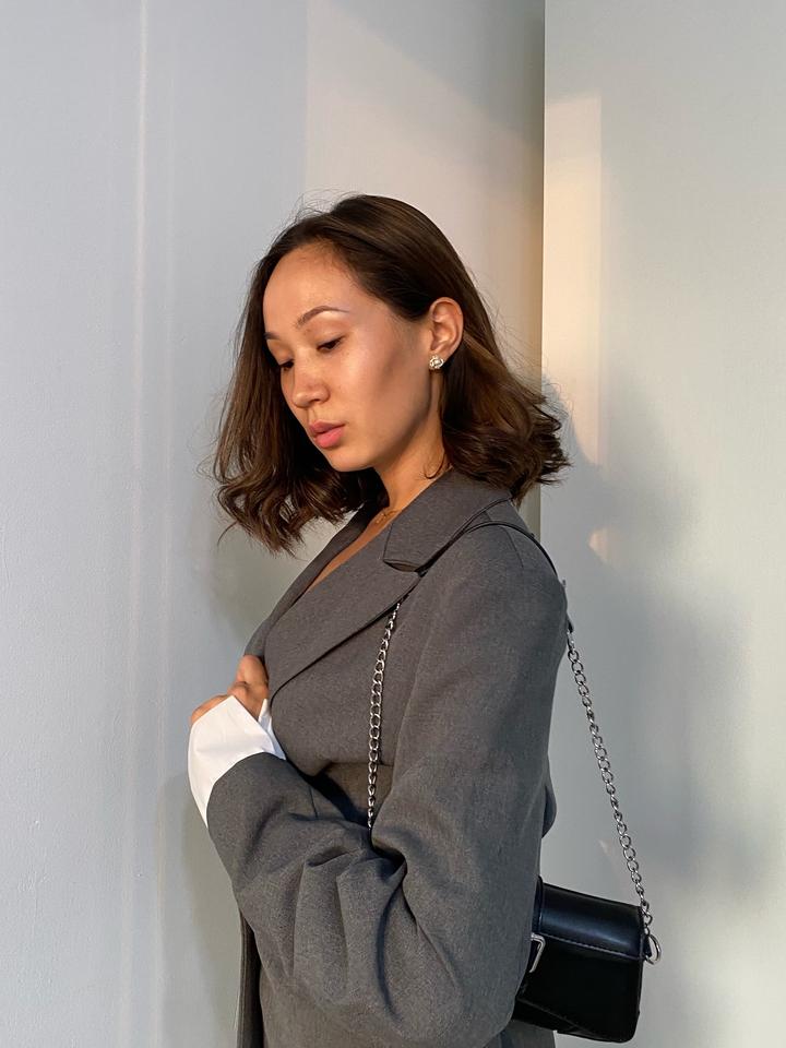 Пиджак серый