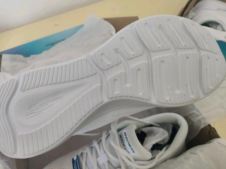 Кроссовки женские Skechers