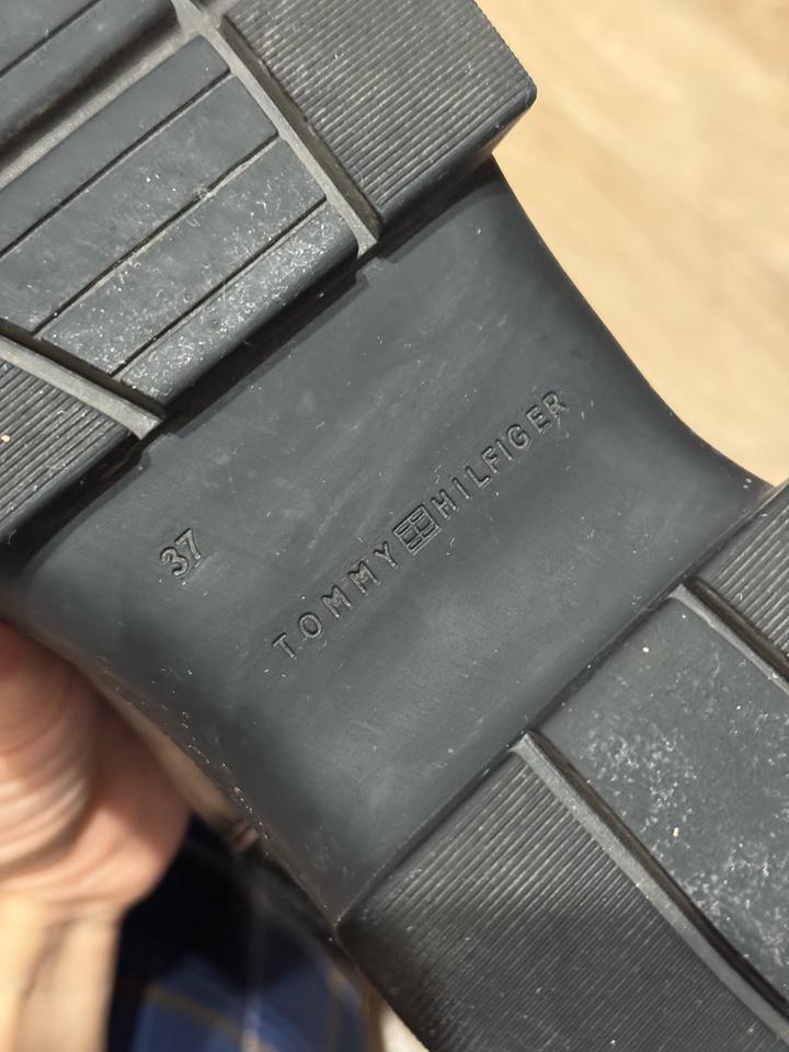 Челси от Tommy Hilfiger