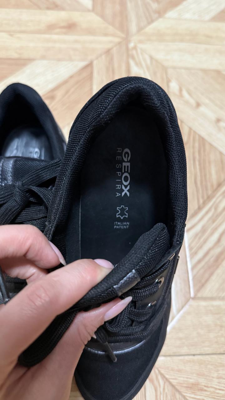Кроссовки geox