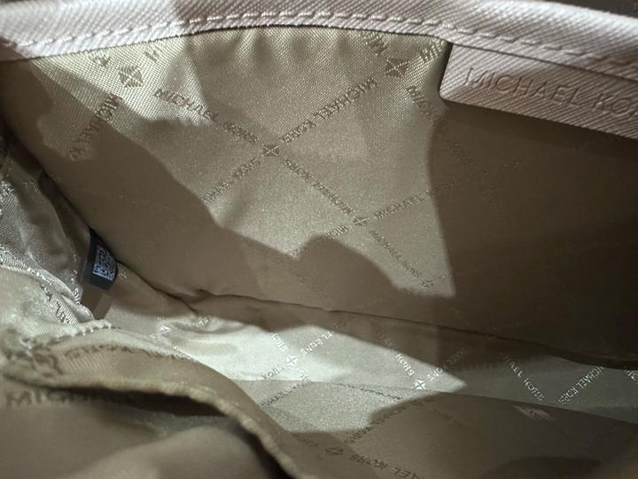 Сумка от Michael Kors