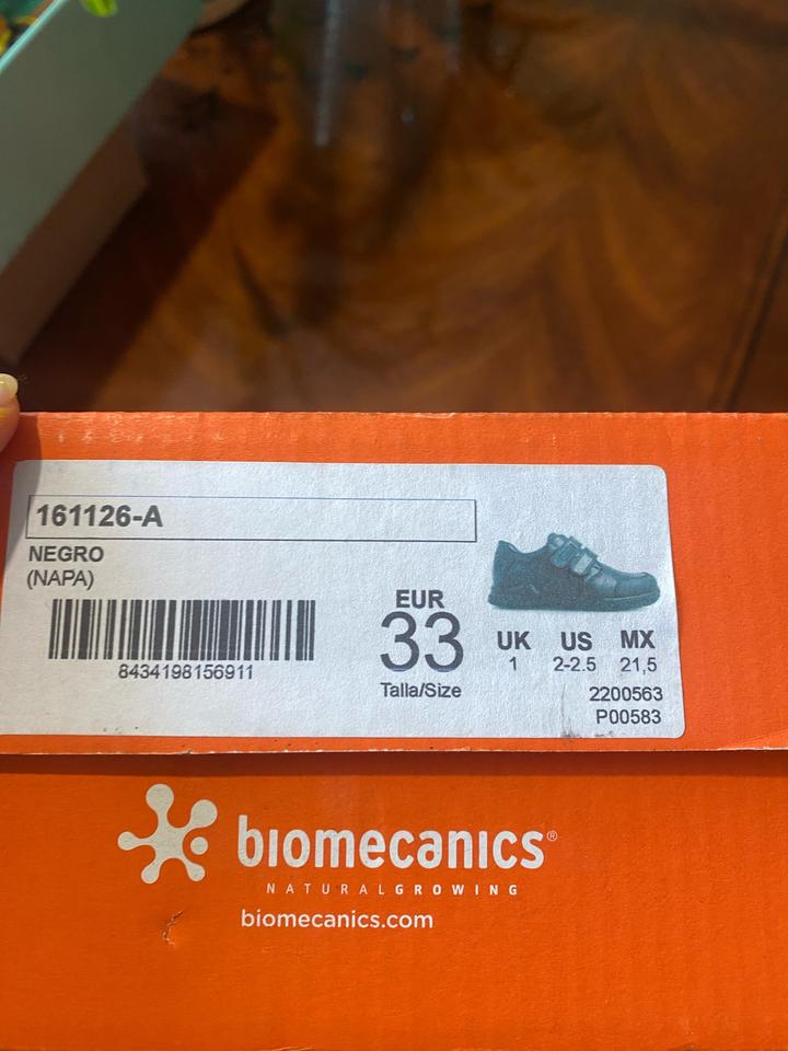 Обувь на мальчика biomecanics 33