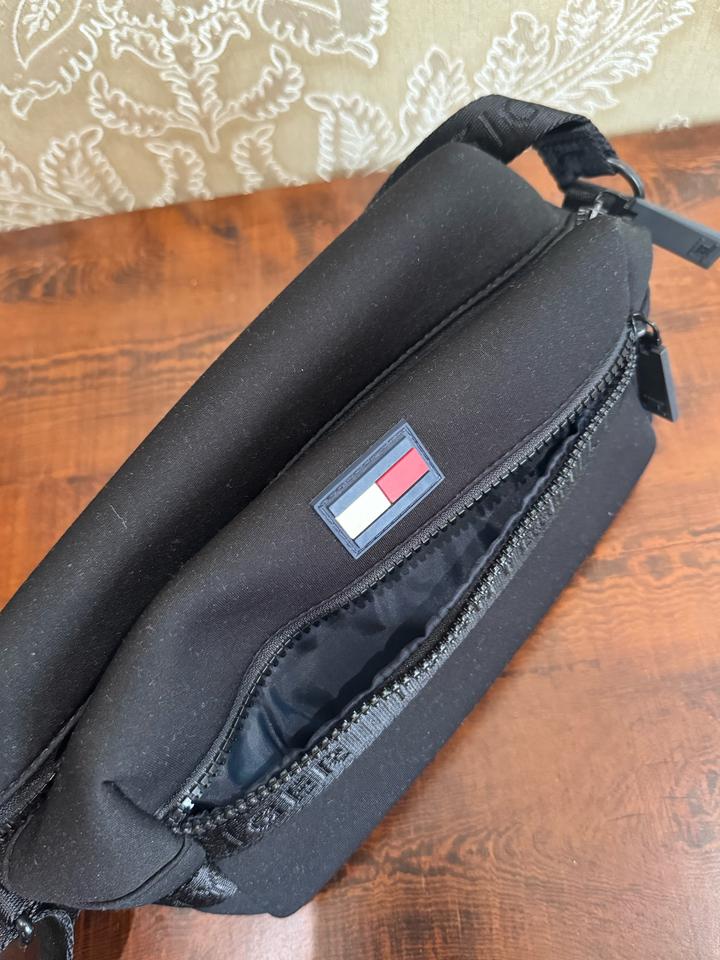 Сумка Tommy Hilfiger