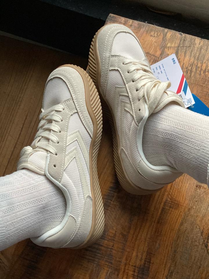 Повседневные кеды кроссовки