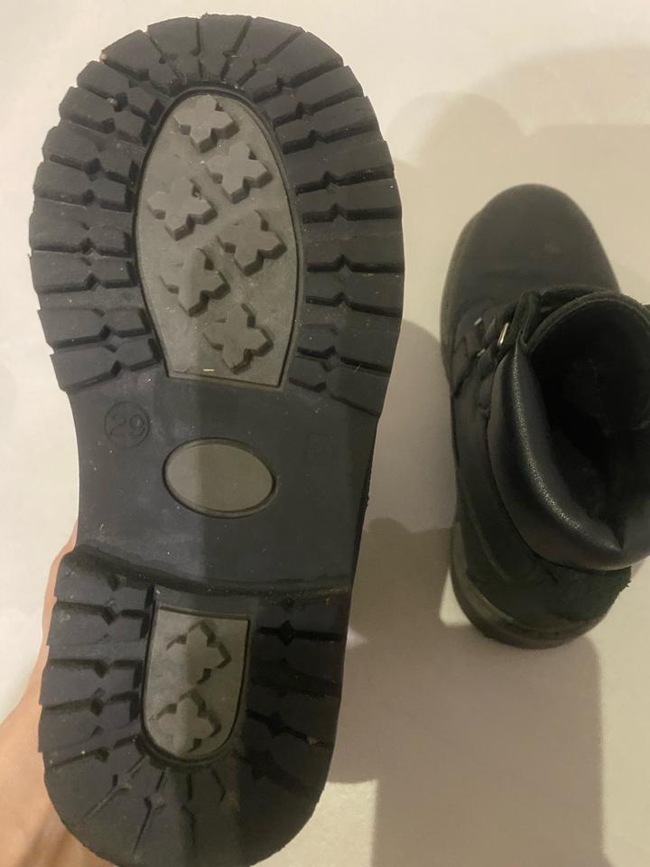 Продам ботиночки для мальчика