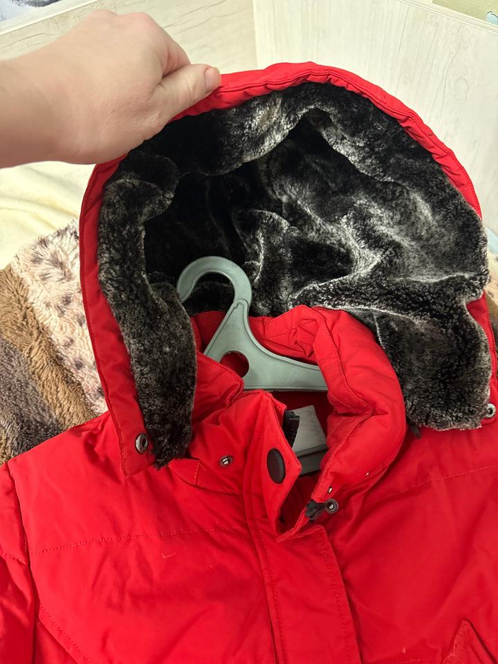 Продам зимнюю куртку