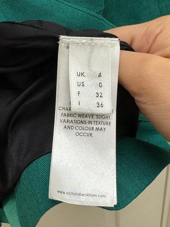 Костюм Victoria Beckham