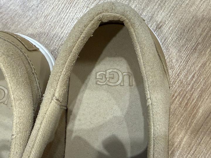 Замшевые кеды UGG