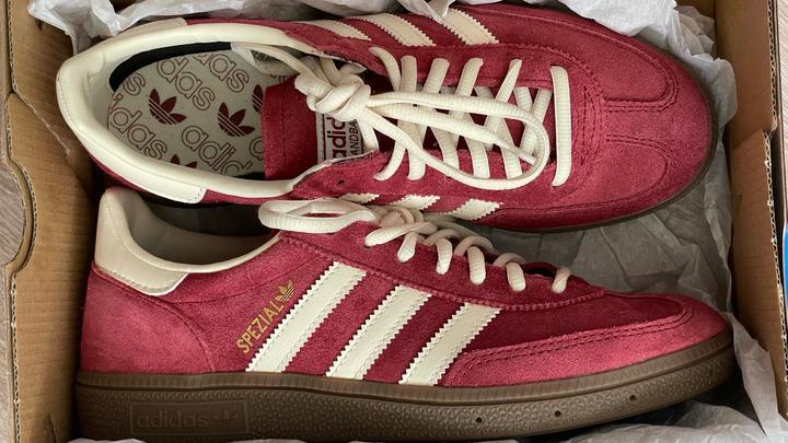 Кроссовки adidas spezial